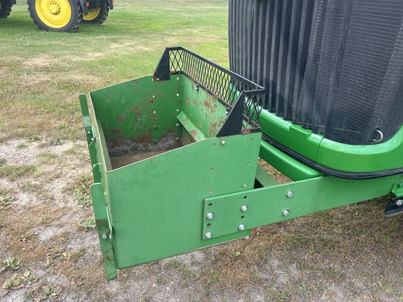 2011 John Deere 9530 Tractor 4WD