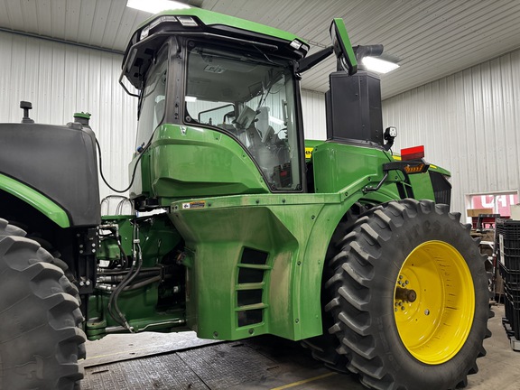 2023 John Deere 9R 440 Tractor 4WD