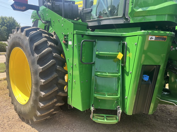 2023 John Deere 9R 440 Tractor 4WD