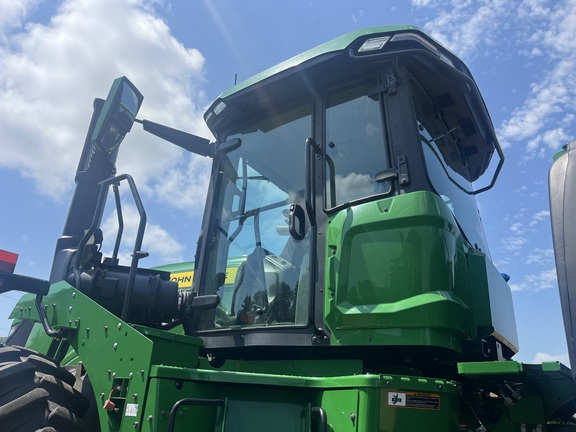 2023 John Deere 9R 440 Tractor 4WD