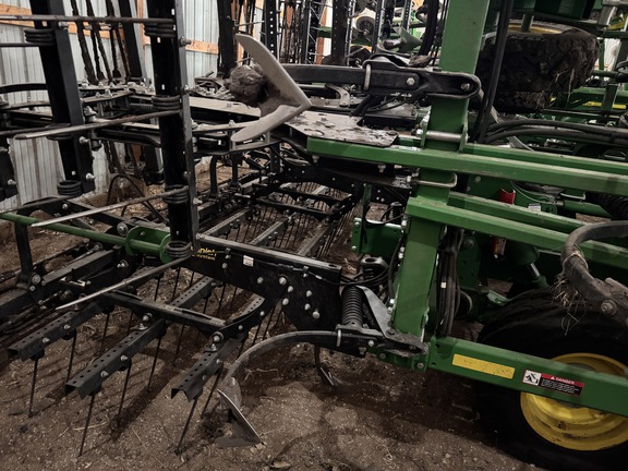2024 John Deere 2230FH Field Cultivator