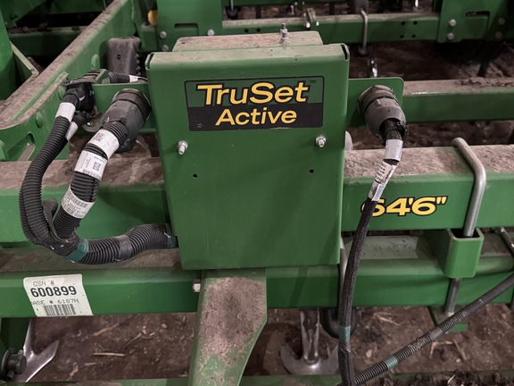 2024 John Deere 2230FH Field Cultivator