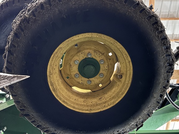 2024 John Deere 2230FH Field Cultivator