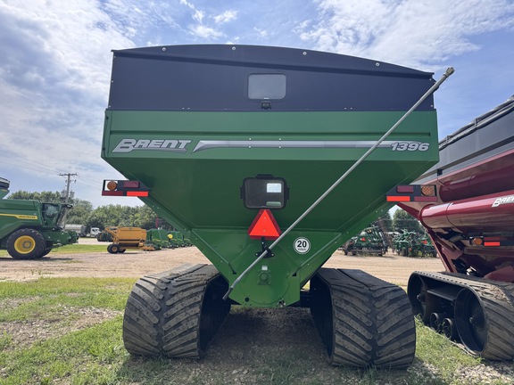 2021 Brent 1396 Grain Cart