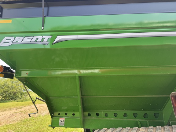 2021 Brent 1396 Grain Cart