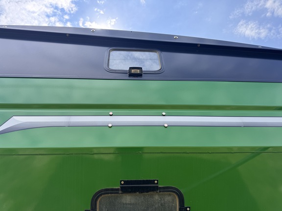 2021 Brent 1396 Grain Cart