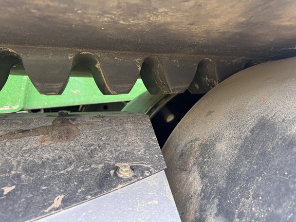 2021 Brent 1396 Grain Cart