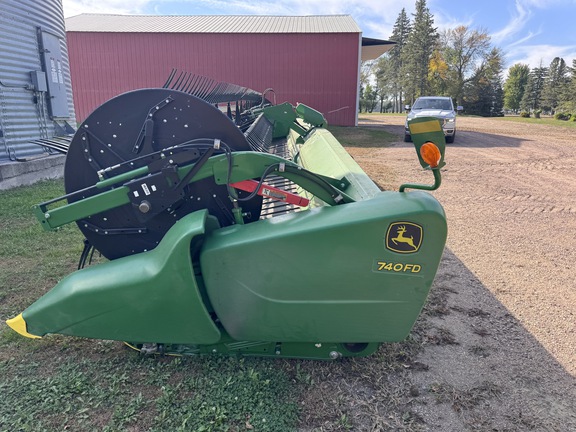 2020 John Deere 740FD Header Combine