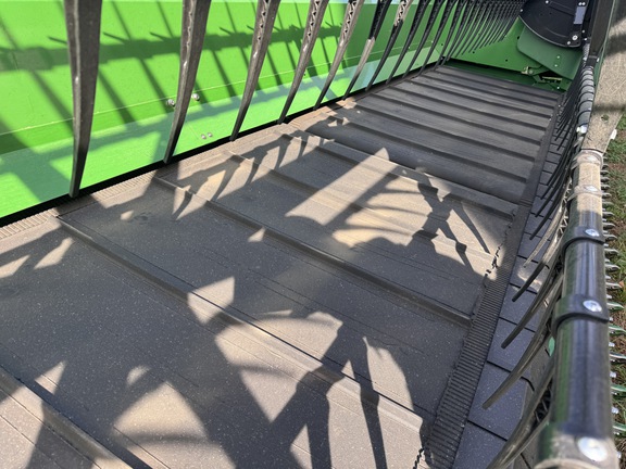 2020 John Deere 740FD Header Combine