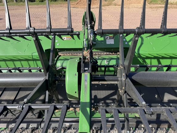 2020 John Deere 740FD Header Combine