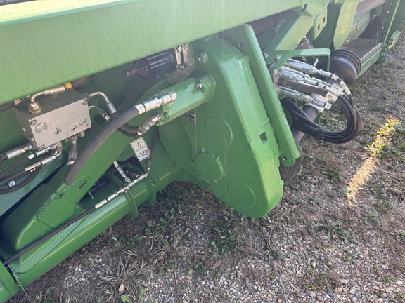 2020 John Deere 740FD Header Combine
