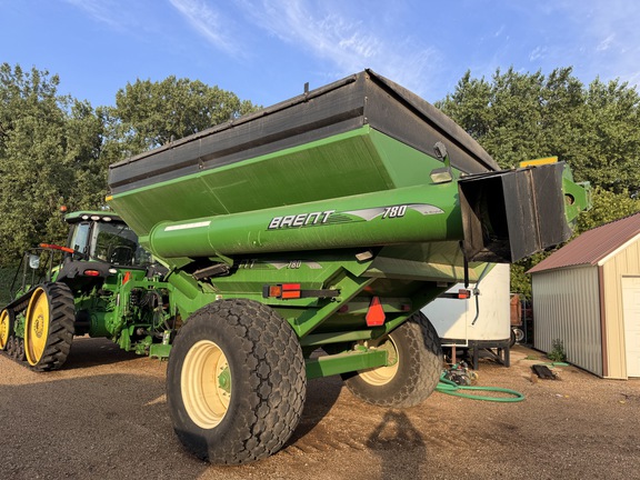 2005 Brent 780 Grain Cart