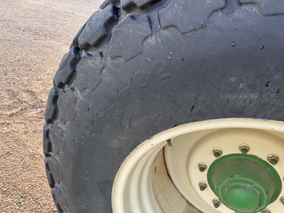 2005 Brent 780 Grain Cart