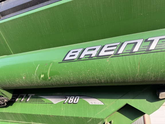 2005 Brent 780 Grain Cart