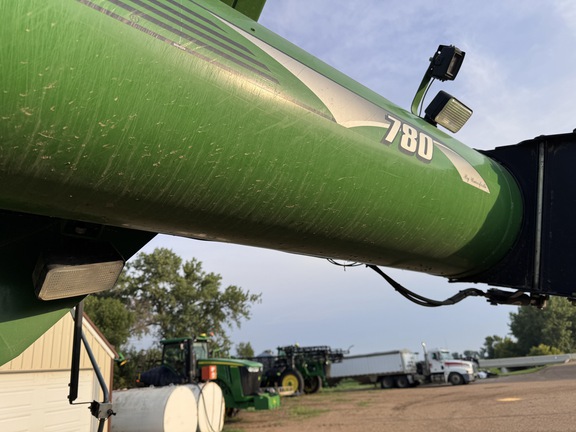 2005 Brent 780 Grain Cart