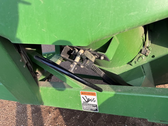 2005 Brent 780 Grain Cart