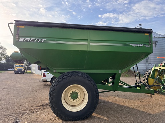 2005 Brent 780 Grain Cart