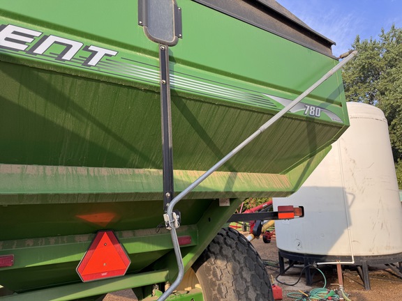 2005 Brent 780 Grain Cart