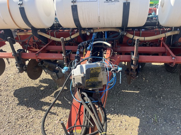 AGCO White 6100 Planter
