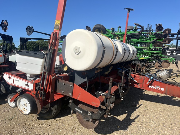 AGCO White 6100 Planter