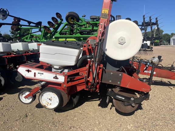 AGCO White 6100 Planter