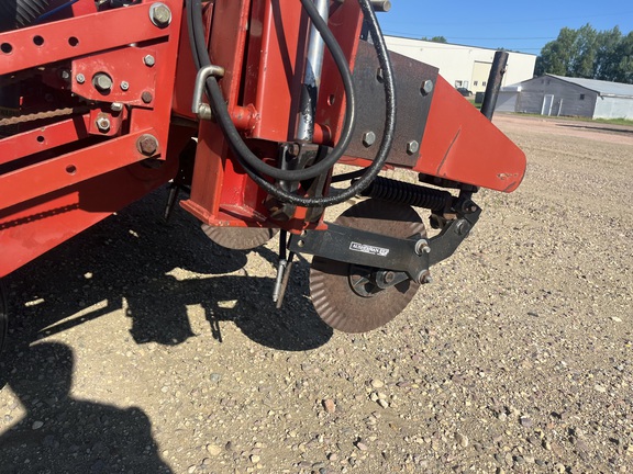 AGCO White 6100 Planter
