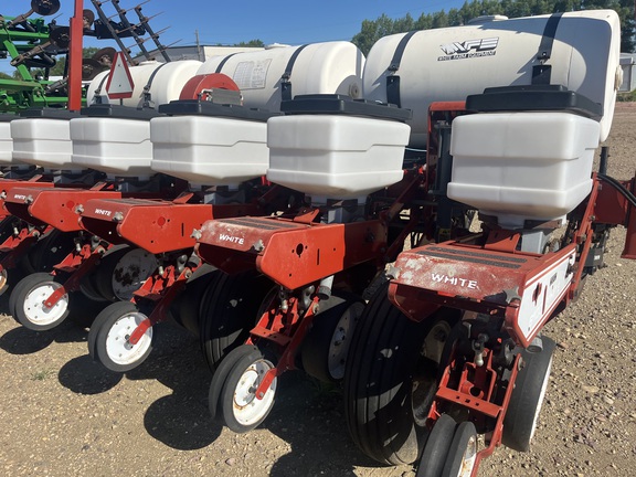 AGCO White 6100 Planter