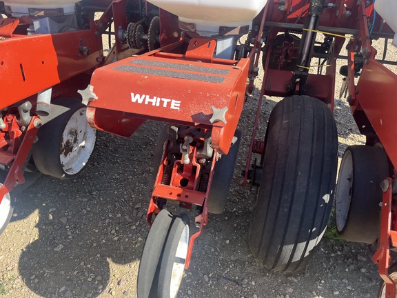 AGCO White 6100 Planter