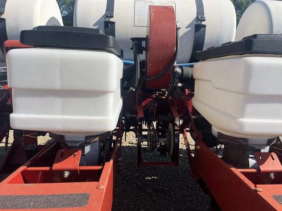AGCO White 6100 Planter