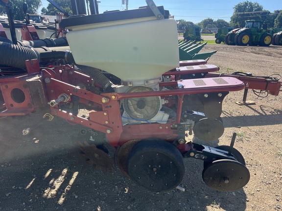 2005 AGCO White 8200 Planter