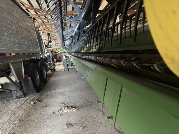 2023 John Deere RD40F Header Combine