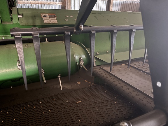 2023 John Deere RD40F Header Combine