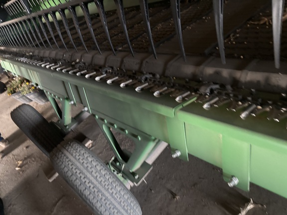 2023 John Deere RD40F Header Combine