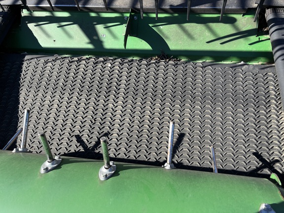 2023 John Deere RD40F Header Combine