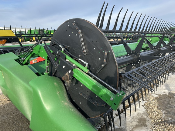 2021 John Deere RD40F Header Combine