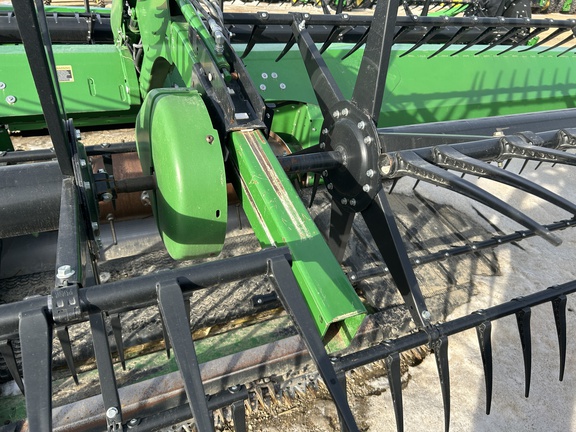 2021 John Deere RD40F Header Combine