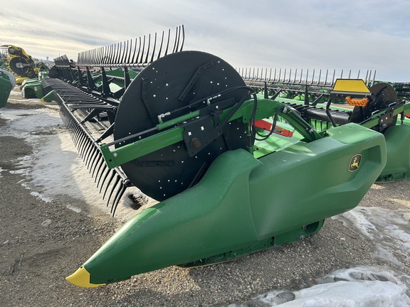 2021 John Deere RD40F Header Combine