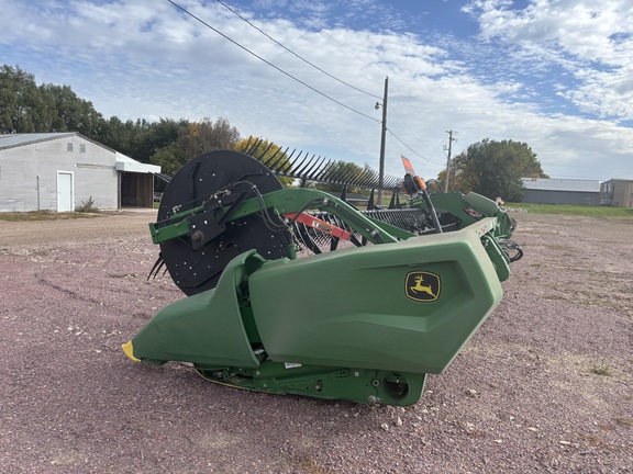 2021 John Deere RD40F Header Combine