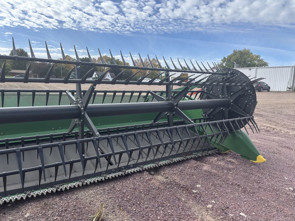 2021 John Deere RD40F Header Combine