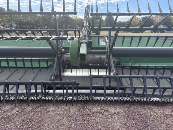 2021 John Deere RD40F Header Combine