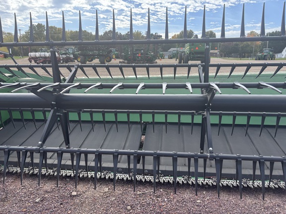 2021 John Deere RD40F Header Combine