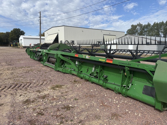 2021 John Deere RD40F Header Combine