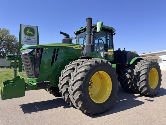 2022 John Deere 9R 540 Tractor 4WD