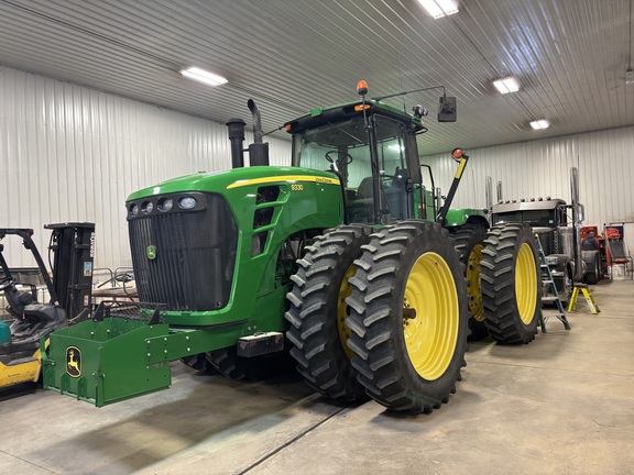 2008 John Deere 9330 Tractor 4WD
