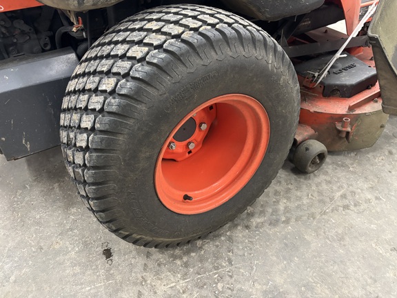 2015 Kubota ZD326 Mower/Zero Turn