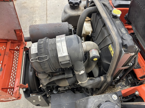 2015 Kubota ZD326 Mower/Zero Turn