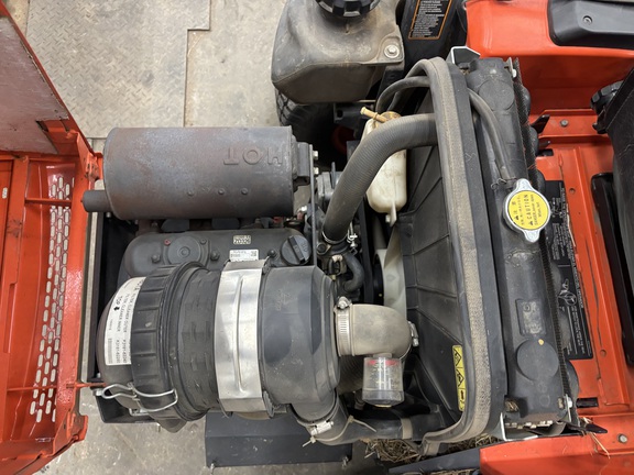 2015 Kubota ZD326 Mower/Zero Turn