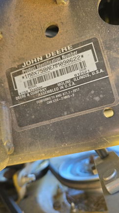 2021 John Deere X758 Garden Tractor