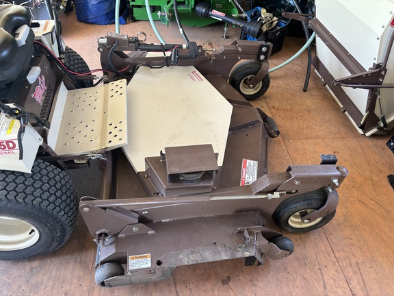 2011 Grasshopper 725DT Mower/Front Deck