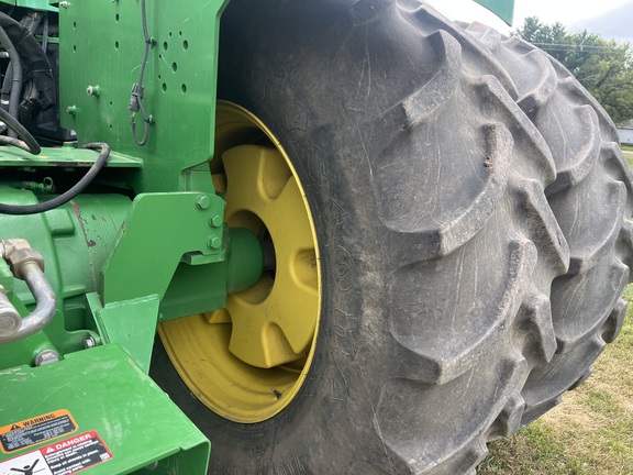 2014 John Deere 9460R Tractor 4WD